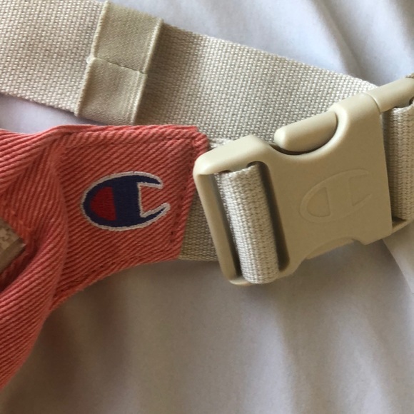 Authentic champion Corral fanny pack - Picture 3 of 6
